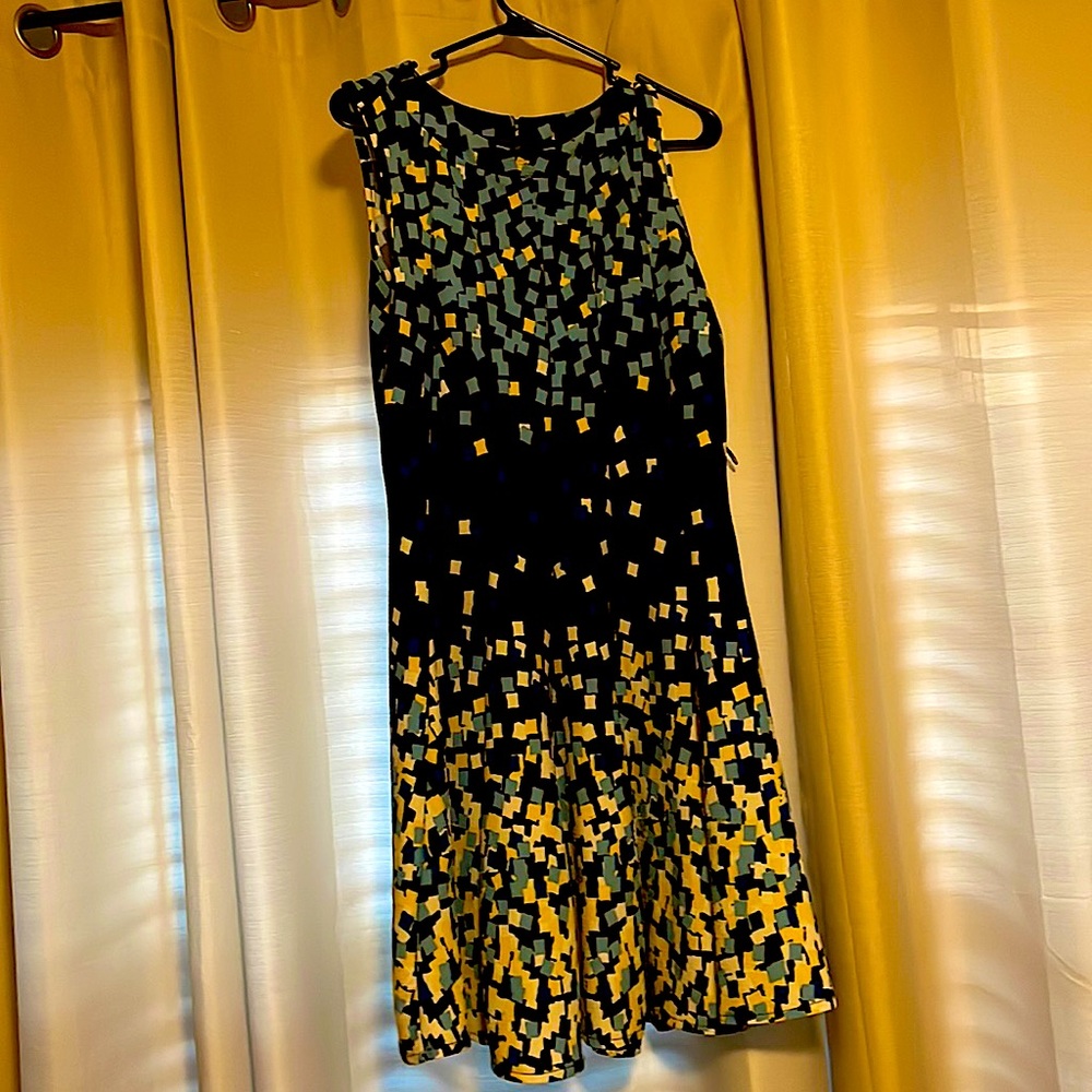 Soft dark square pattern dress